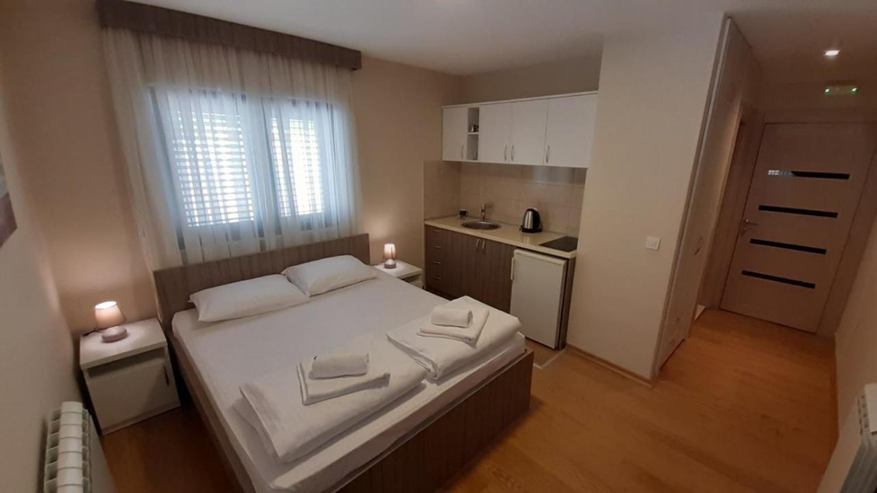 Pilon Apartments Жабляк Экстерьер фото
