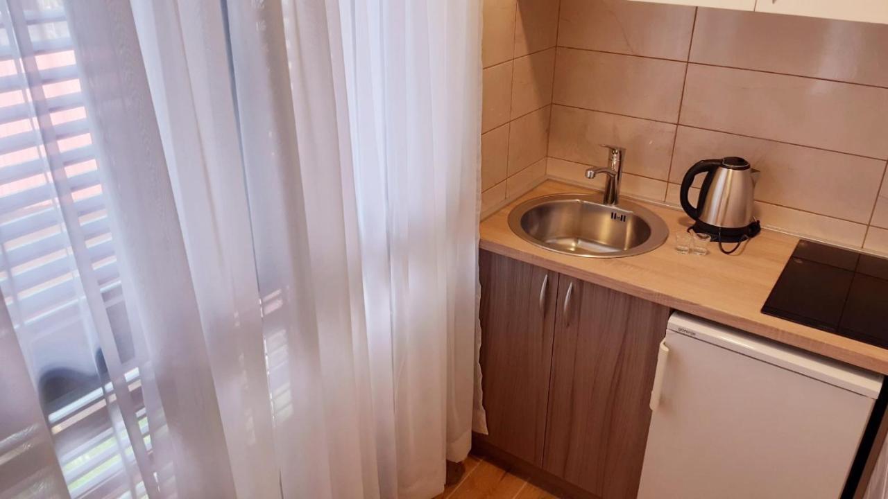 Pilon Apartments Жабляк Экстерьер фото